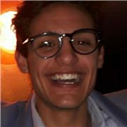 Neo diplomato, iscritto all'Università disponibile a lezione private per scuola primaria e secondaria